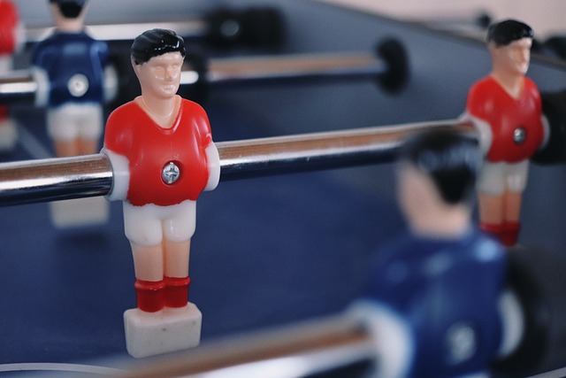 更鼓舞着一 更鼓舞着一